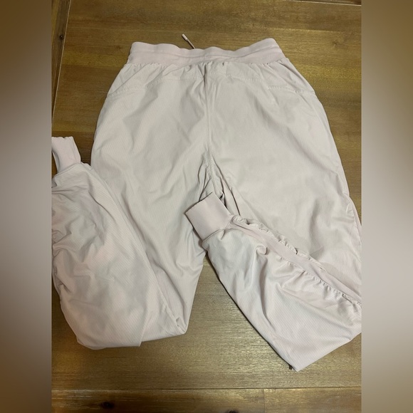 Lululemon Beyond the Studio Joggers 8 Feather Pink - Picture 8 of 11